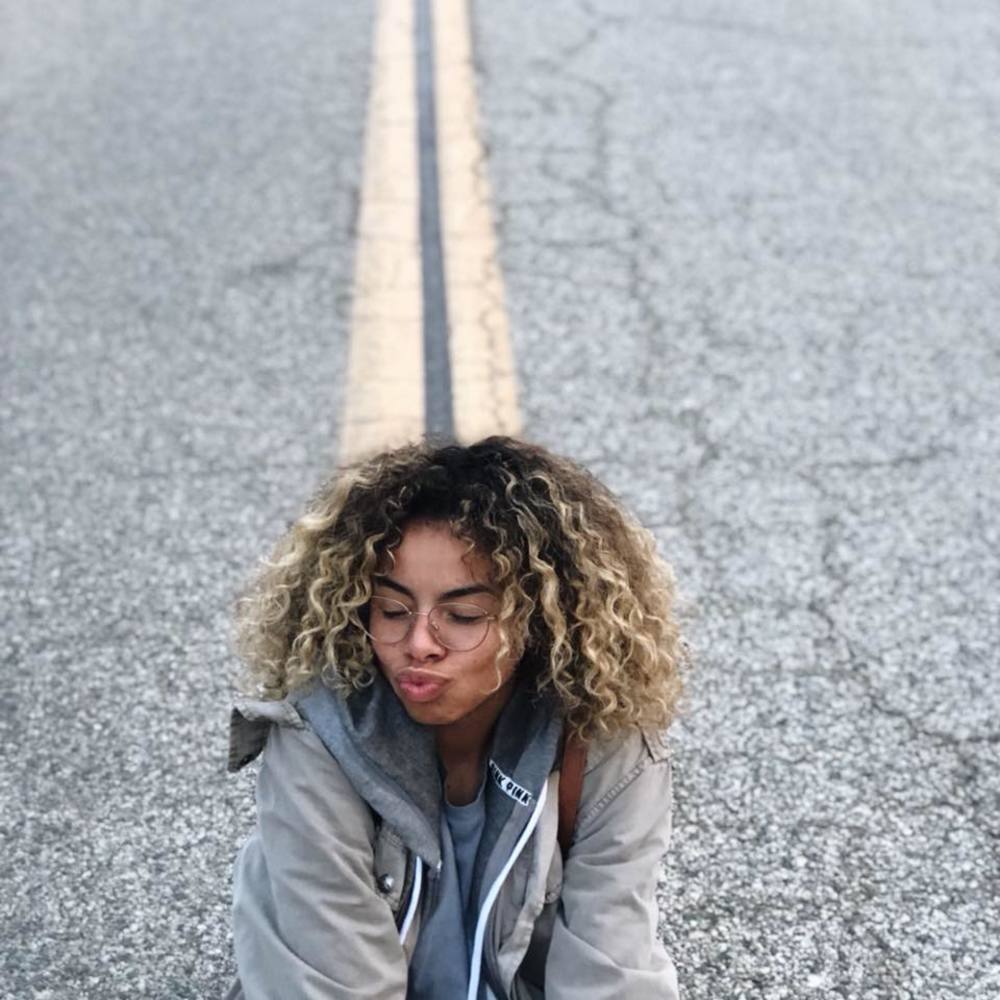 Meet your Posher, Alehandra